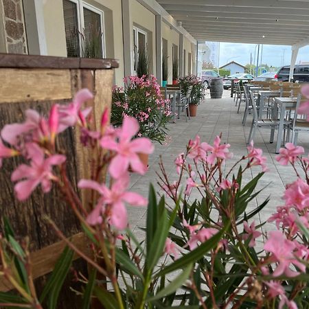 Tortuga Hotel & Tex-Mex Restaurant Grafenwohr Exterior photo